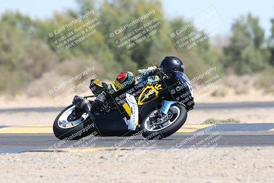 media/Apr-20-2025-CVMA (Sun) [[39090e8767]]/Race 16-Formula Middleweight/